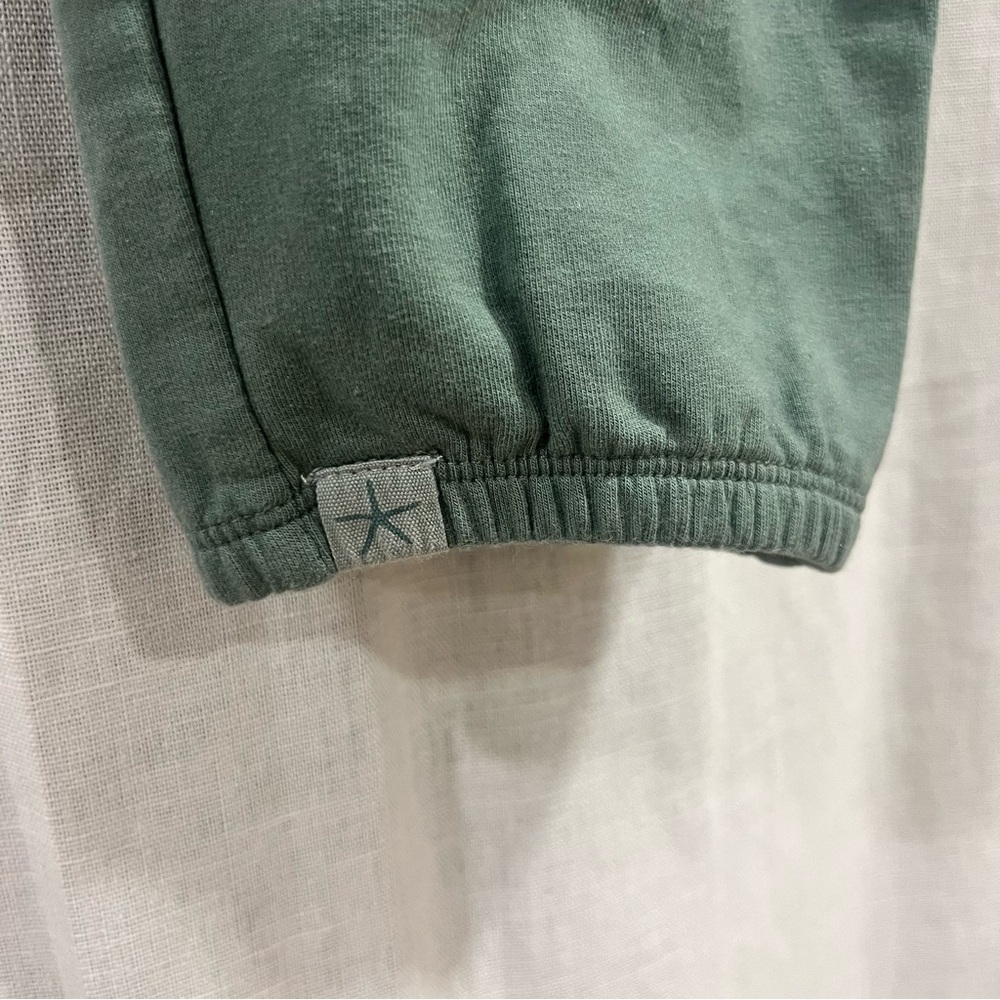 Barefoot Dreams Green Joggers with Cozy Fit - Picture 2 of 9